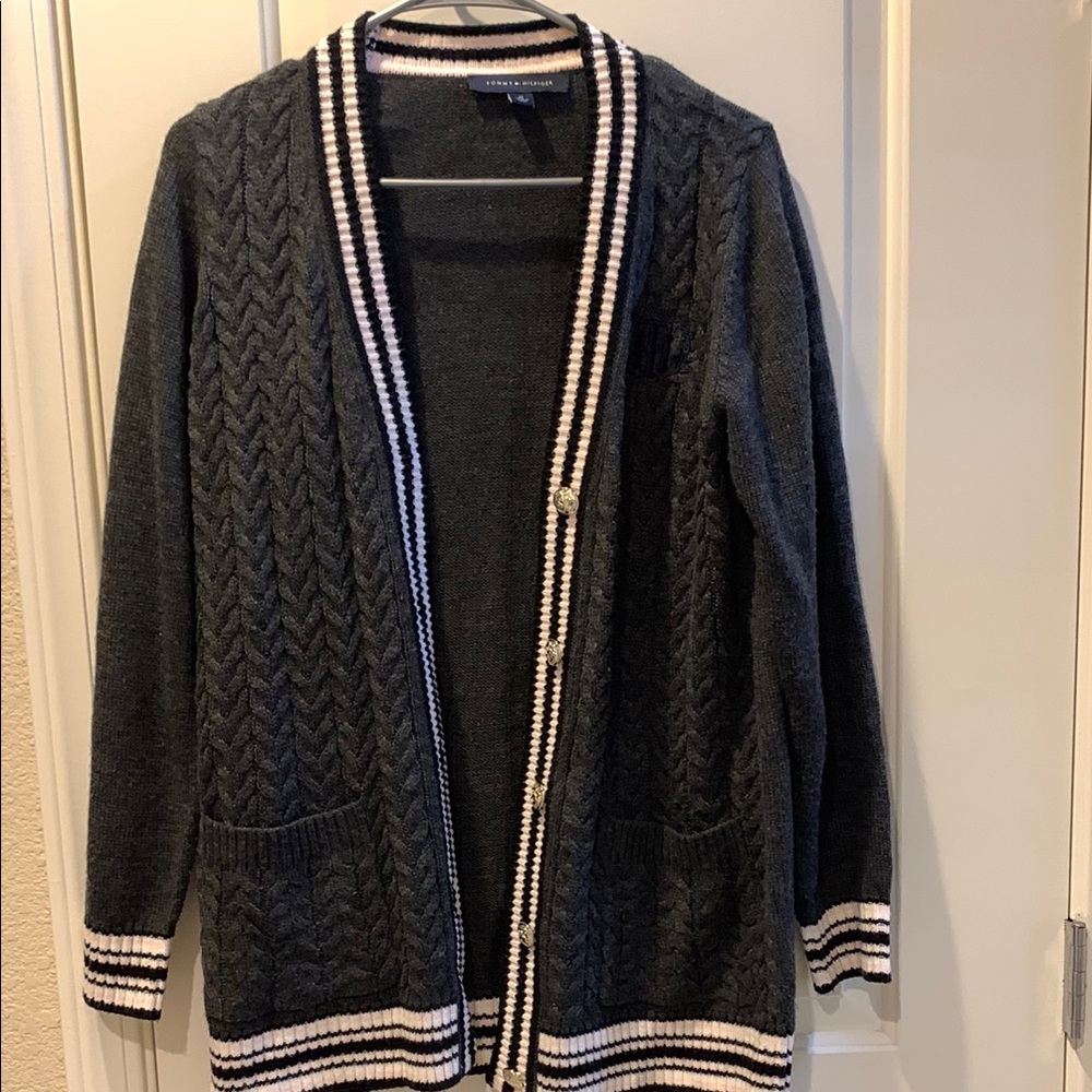 Women’s Gray Cardigan Sweater